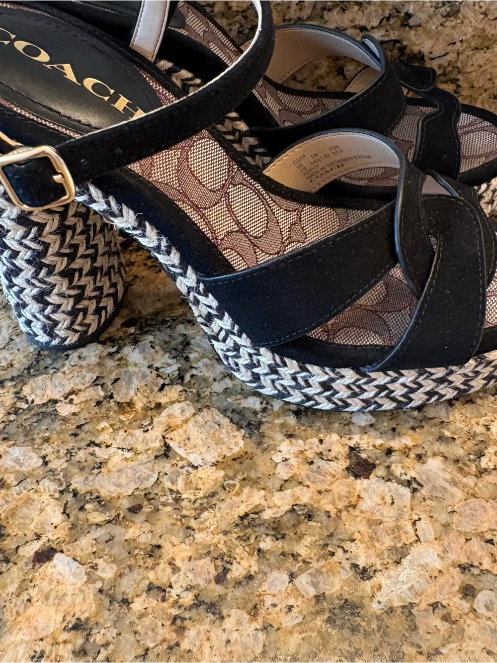 Coach sandals - Picture 4 of 7